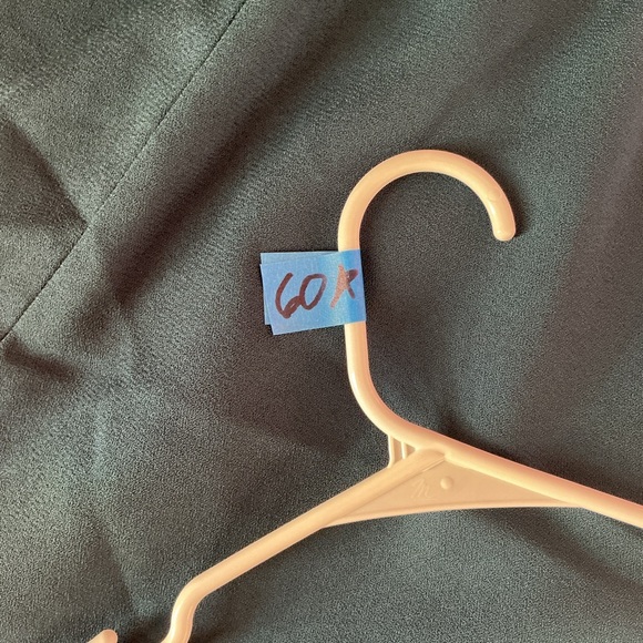 Chic Women's Navy Pencil Skirt - Picture 6 of 6